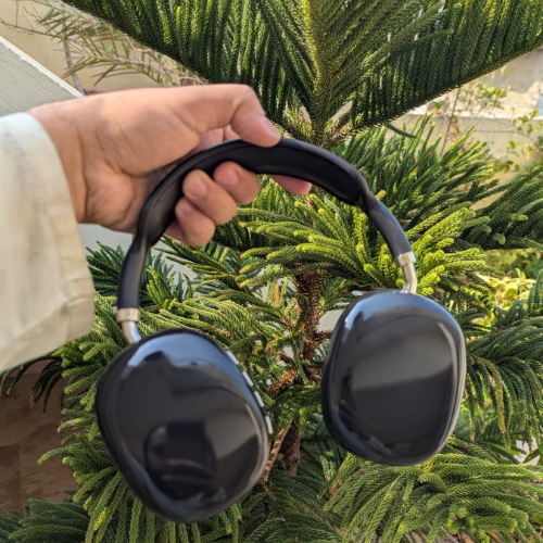 P9 Wireless Bluetooth Headphones (7 Days Return & Exchange)