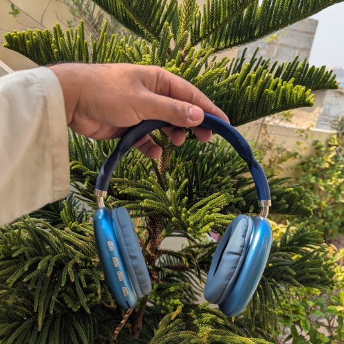 P9 Wireless Bluetooth Headphones (7 Days Return & Exchange)